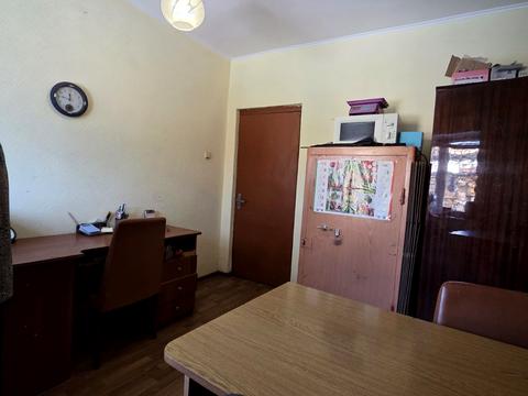 комерційна за адресою Роменська вул., 81