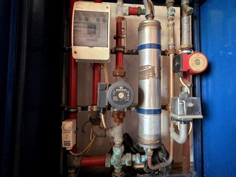 комерційна за адресою Роменська вул., 81