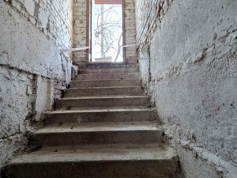 комерційна за адресою Роменська вул., 81