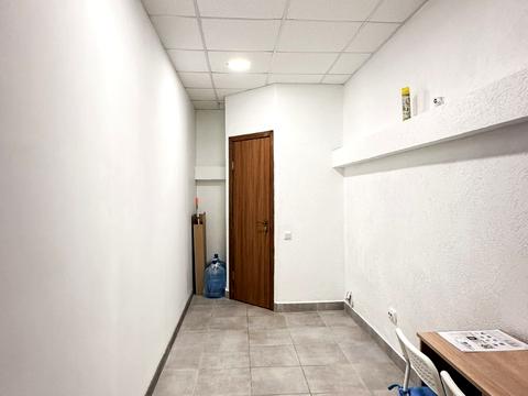 коммерческая по адресу Высочана ул., 21