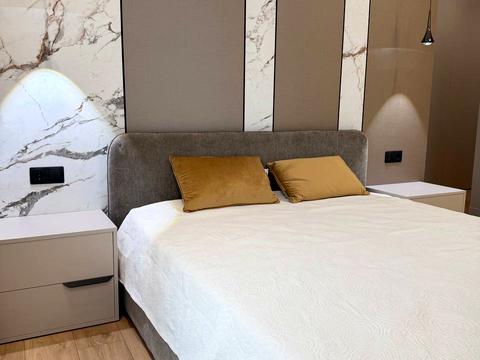 квартира за адресою Набережна Перемоги вул., (Будинок 1)