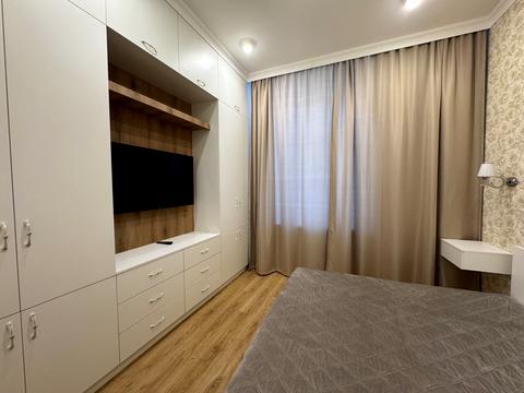 квартира за адресою Тарасівська вул., 8