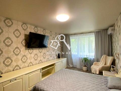 квартира за адресою Кривий Ріг, Григорія Синиці вул. (Свєтлова), 1