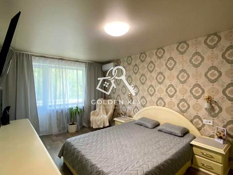 квартира за адресою Кривий Ріг, Григорія Синиці вул. (Свєтлова), 1