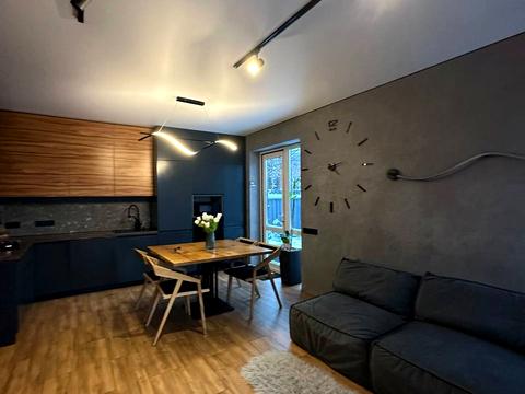 будинок за адресою Озерна вул.