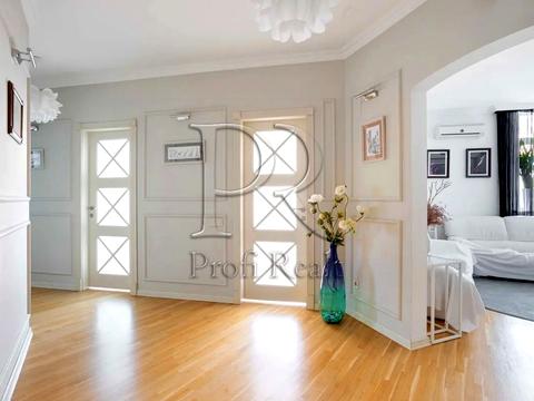 квартира за адресою Сім'ї Кульженків вул. (Петра Дегтяренка), 35