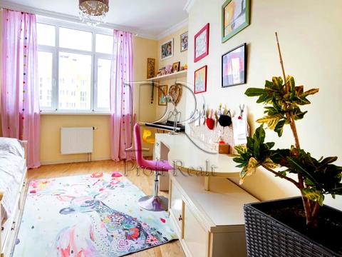 квартира за адресою Сім'ї Кульженків вул. (Петра Дегтяренка), 35