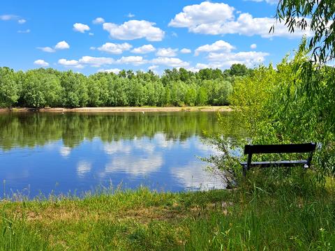 участок по адресу Деснянская ул.