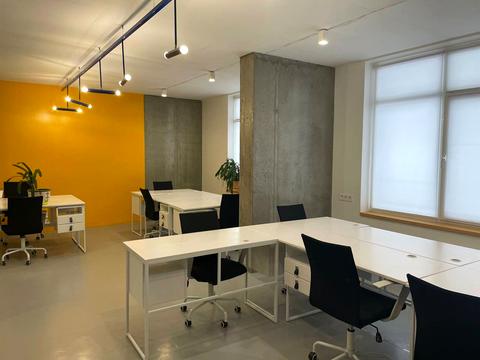 комерційна за адресою Київ, Євгена Сверстюка вул. (Марини Раскової), 6-А