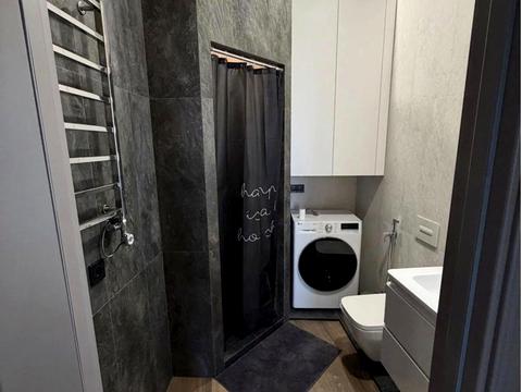 квартира за адресою Під Дубом вул. (Космонавтів), 2