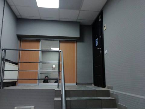 комерційна за адресою Олеся Гончара вул., 79