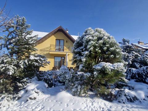 дом по адресу Дзвікова