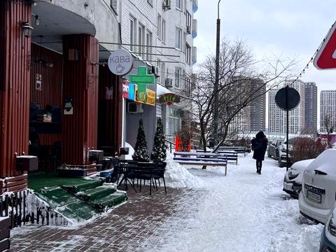 коммерческая по адресу Миколы Бажана просп., 10