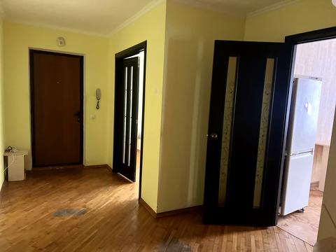 квартира за адресою Довженка вул., 12