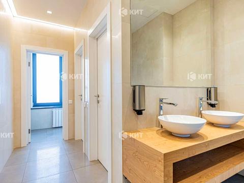 комерційна за адресою Європейська вул. (Новгородська), 11