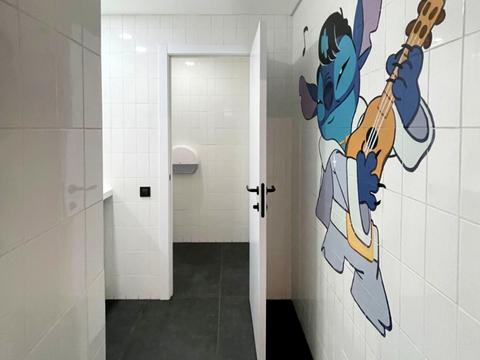 комерційна за адресою Саксаганського вул., 5