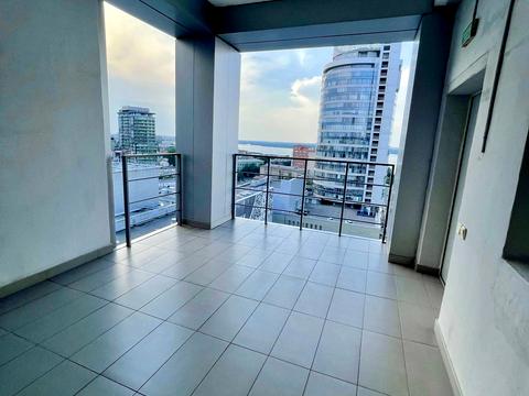 комерційна за адресою Королеви Єлизавети ІІ вул. (Глинки), 2