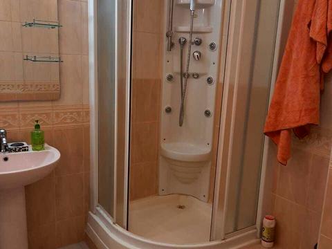 квартира за адресою Почайнинська вул., 13/9