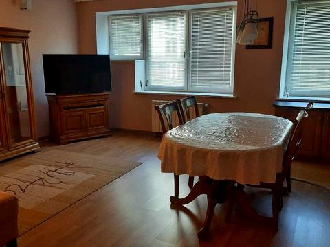 квартира за адресою Почайнинська вул., 13/9