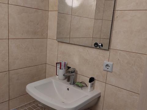 будинок за адресою Привітна вул. (Возз'єднання), 14