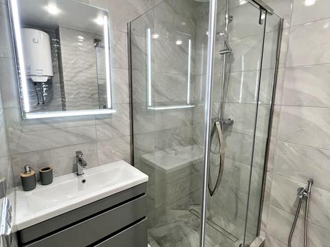 квартира за адресою Генерала Грекова вул., 4