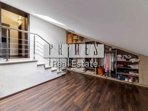 будинок за адресою Жовтнева вул.