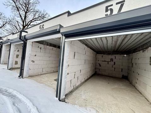 паркоместо по адресу Ирпень, Миколи Сингаївського ул. (Ново-Оскольская), 13/2