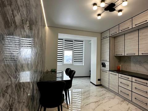 квартира за адресою Богдана Хмельницького вул., (Будинок 1)