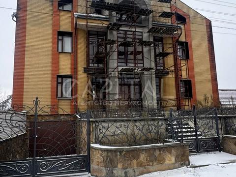 будинок за адресою Посольська