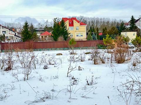 ділянка за адресою Садова вул.