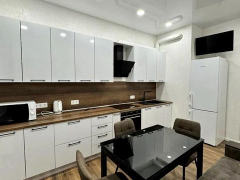 квартира за адресою Перлинна вул., 4