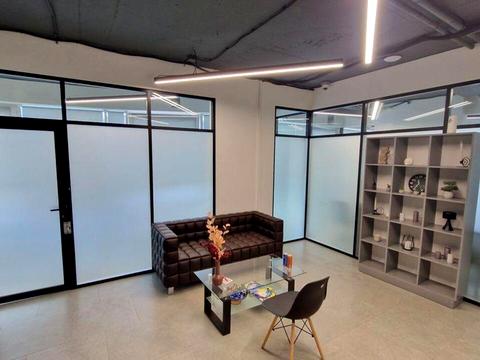 комерційна за адресою Жилянська вул., 118