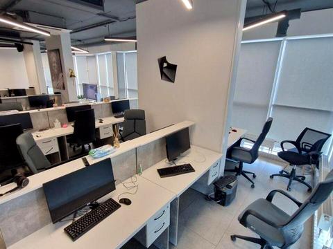 комерційна за адресою Жилянська вул., 118