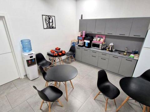 комерційна за адресою Жилянська вул., 118