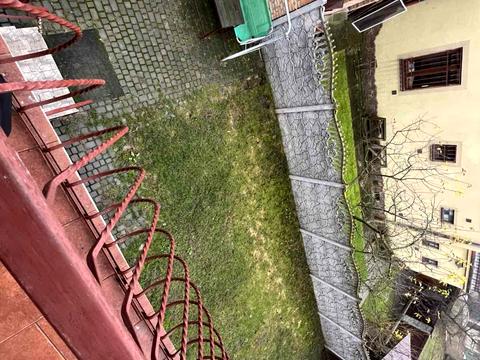 комерційна за адресою Братів Дужих вул. (Володимира Комарова), 35а