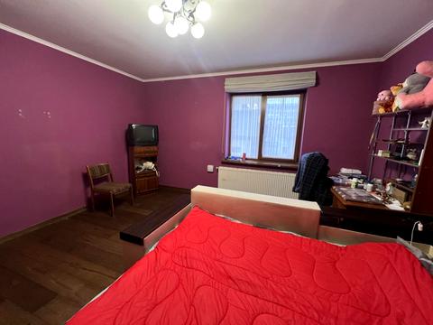 комерційна за адресою Братів Дужих вул. (Володимира Комарова), 35а