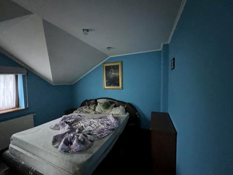 комерційна за адресою Братів Дужих вул. (Володимира Комарова), 35а