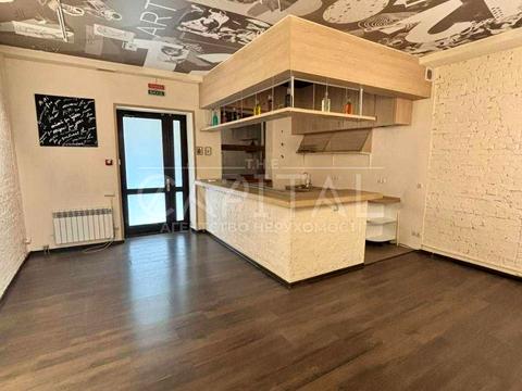 комерційна за адресою Кожум'яцька вул., 12-В