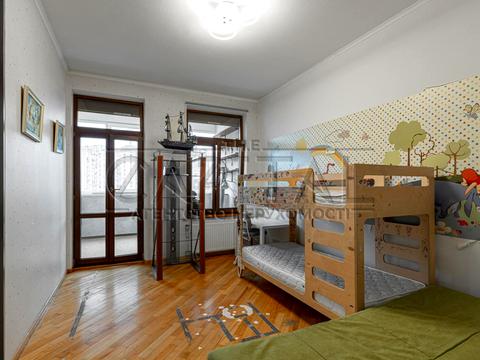 квартира за адресою Богдана Хмельницького вул., 82