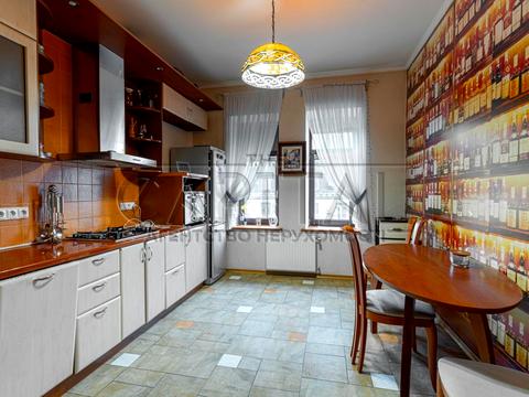 квартира за адресою Богдана Хмельницького вул., 82