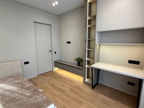 квартира за адресою Набережна Перемоги вул., (Будинок 1)