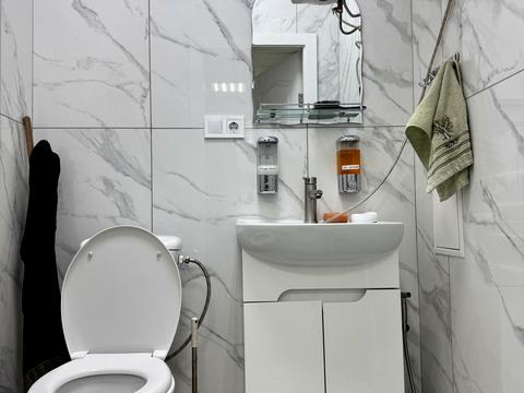 комерційна за адресою Дніпро, Січеславська вул., 5