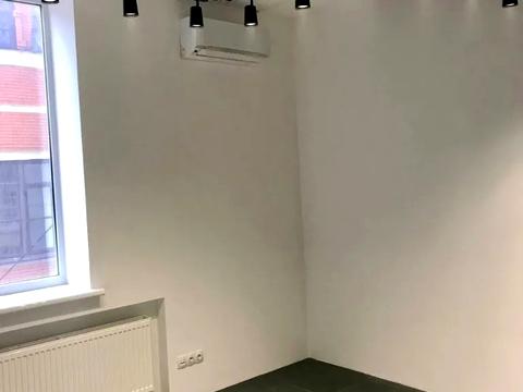 комерційна за адресою Мечникова вул., 19