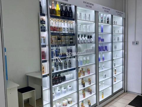 комерційна за адресою Миколи Бажана просп., 10