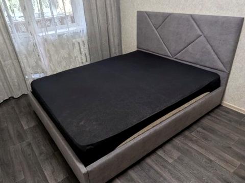 квартира за адресою Академіка Кіпріанова вул., 4