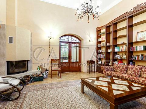 будинок за адресою Верхній вал