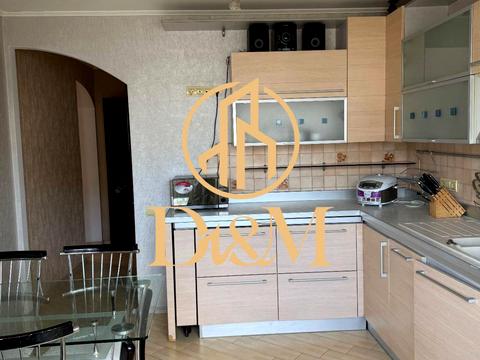 квартира за адресою Анни Ахматової вул., 15