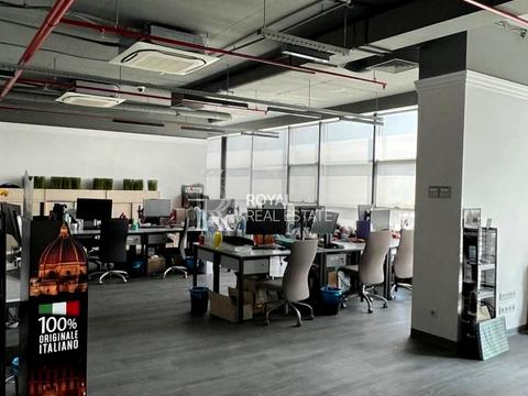 комерційна за адресою Степана Бандери просп. (Московський), 28 А