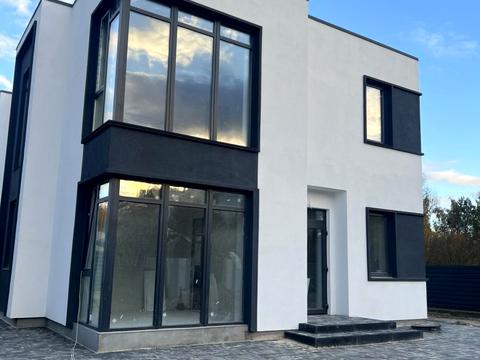 будинок за адресою Анатолія Солов'яненка