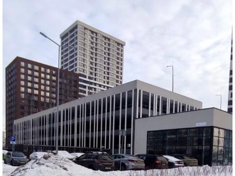 паркомісце за адресою Всеволода Змієнка вул., 32